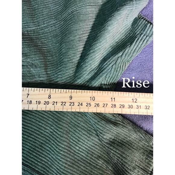 Fifty7 by Jacks Surfboards High Rise Green Corduroy Women's Shorts Sz S NWT - Picture 10 of 11